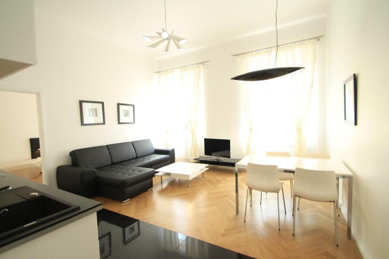 Main Market Square Apartments Kraków Zewnętrze zdjęcie